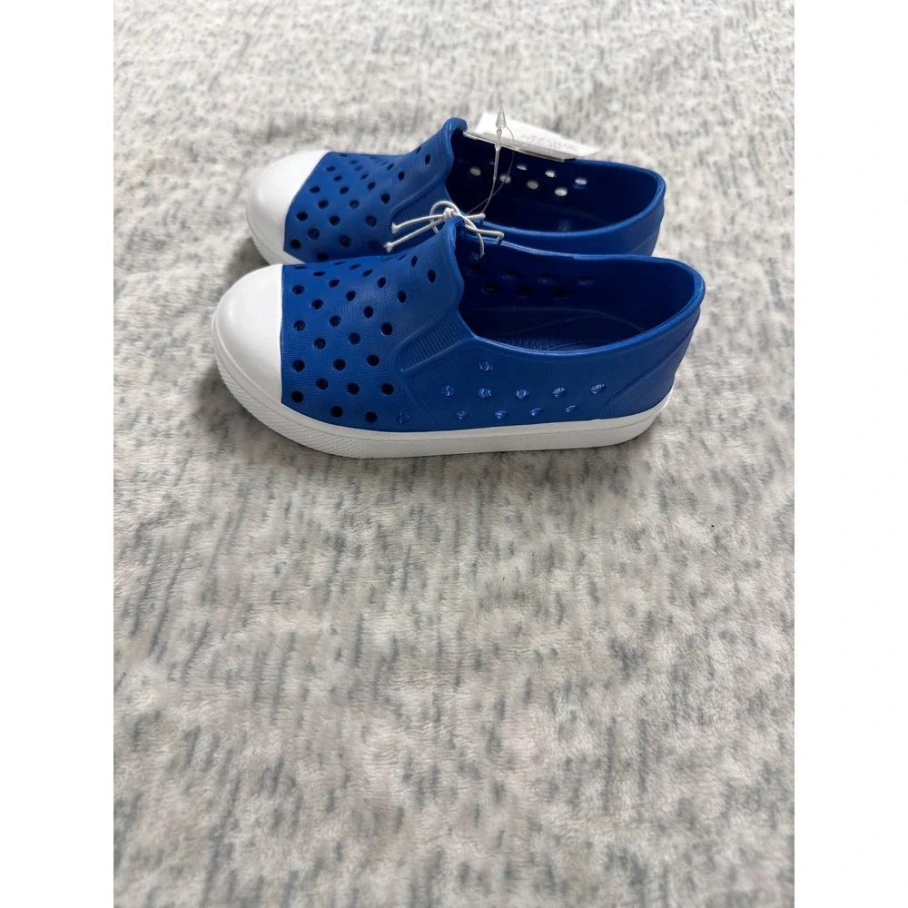 Berkley Jensen Kids‎ Perf Slip-On Shoes Cobalt Blue Water Shoes Size 7 318380